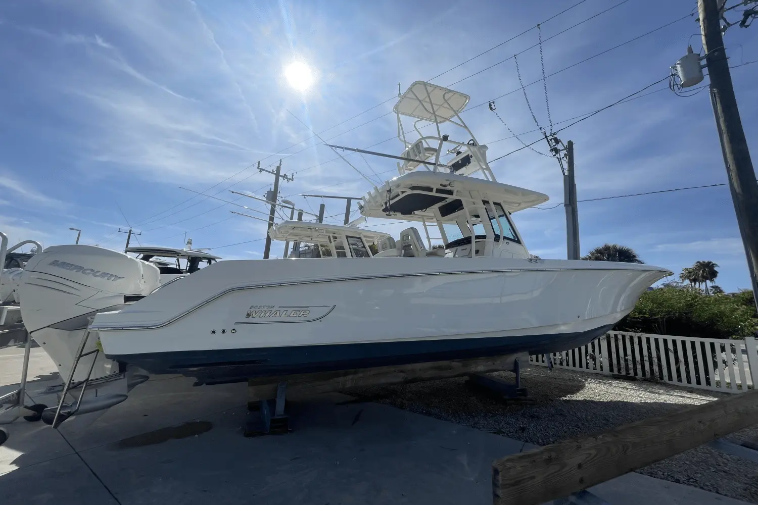 Boston Whaler 330 Outrage