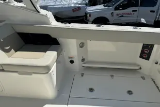 Thumbnail von Boston Whaler 280 Vantage