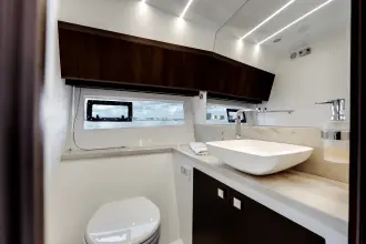 Thumbnail von Galeon 425 HTS