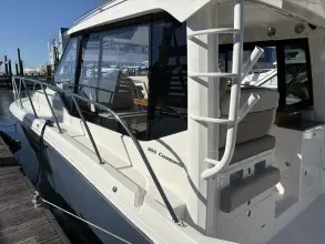 Thumbnail von Boston Whaler 365 Conquest