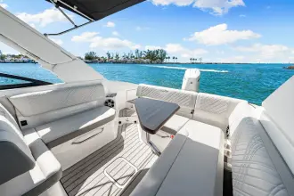 Thumbnail von Sea Ray SDX 270 Outboard