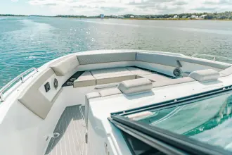 Thumbnail von Cruisers Yachts 34 GLS OB