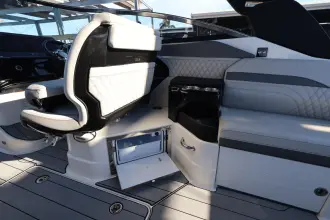 Thumbnail von Sea Ray SLX 280