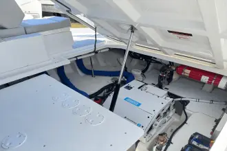 Thumbnail von Cruisers Yachts 42 GLS OB