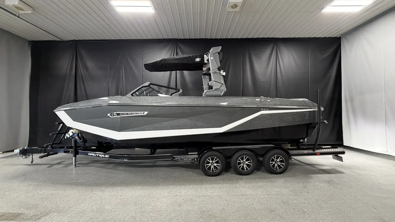 Super Air Nautique G25