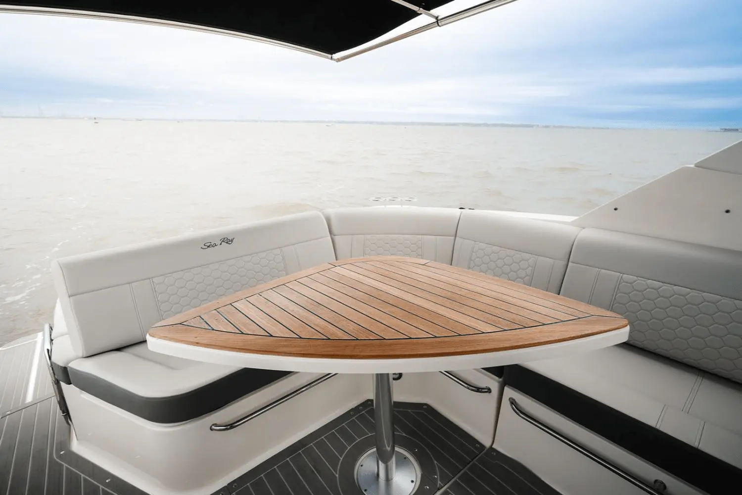 Thumbnail von Sea Ray 320 Sundancer