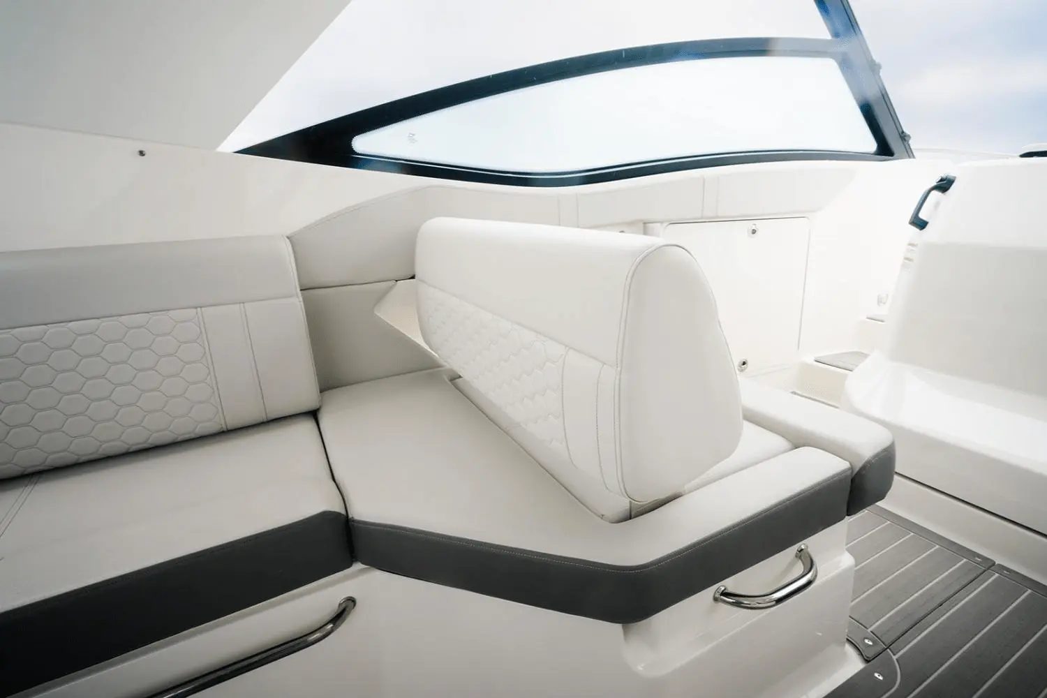 Thumbnail von Sea Ray 320 Sundancer