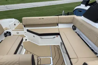 Thumbnail von Sea Ray SDX 270 Surf