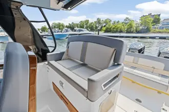 Thumbnail von Boston Whaler 380 Realm