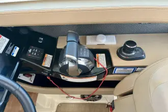 Thumbnail von Sea Ray SLX 400