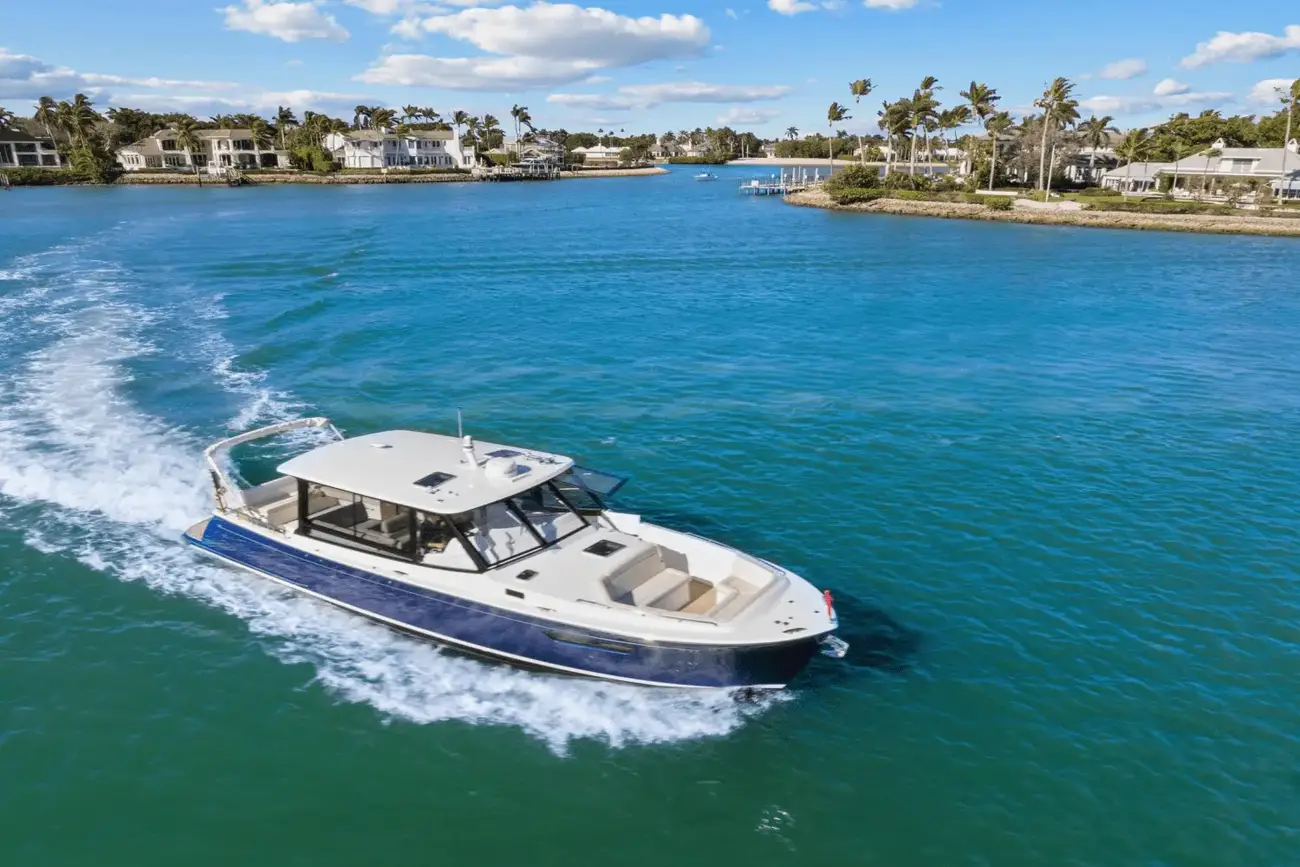 Thumbnail von MJM Yachts 4