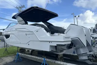 Thumbnail von Cruisers Yachts 34 GLS OB