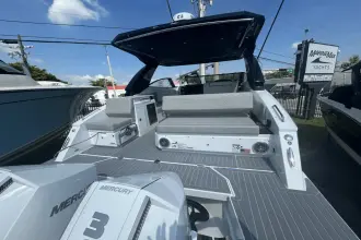 Thumbnail von Cruisers Yachts 34 GLS OB