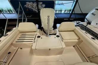 Thumbnail von Grady White Freedom 215