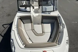 Thumbnail von Boston Whaler 210 Vantage