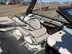 Thumbnail von Sea Ray SLX 260