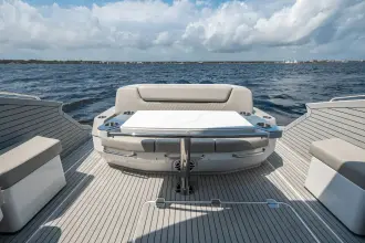 Thumbnail von Cruisers Yachts 50 GLS OB