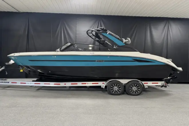 Sea Ray SDX 270 Surf