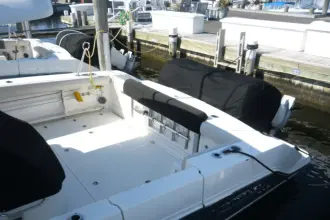 Thumbnail von Boston Whaler 380 Outrage