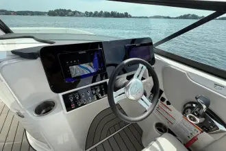 Thumbnail von Sea Ray SDX 270