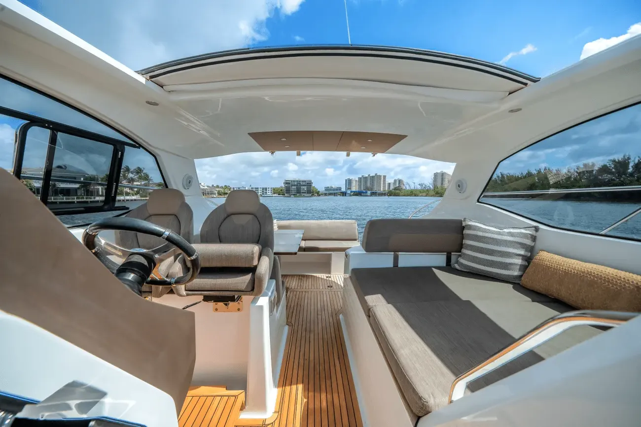 Thumbnail von Azimut 43