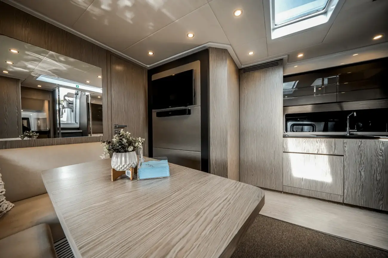 Thumbnail von Azimut 43