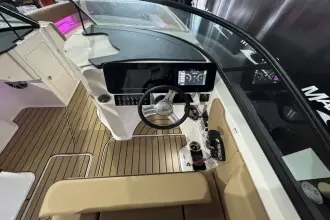 Thumbnail von Sea Ray SDX 270