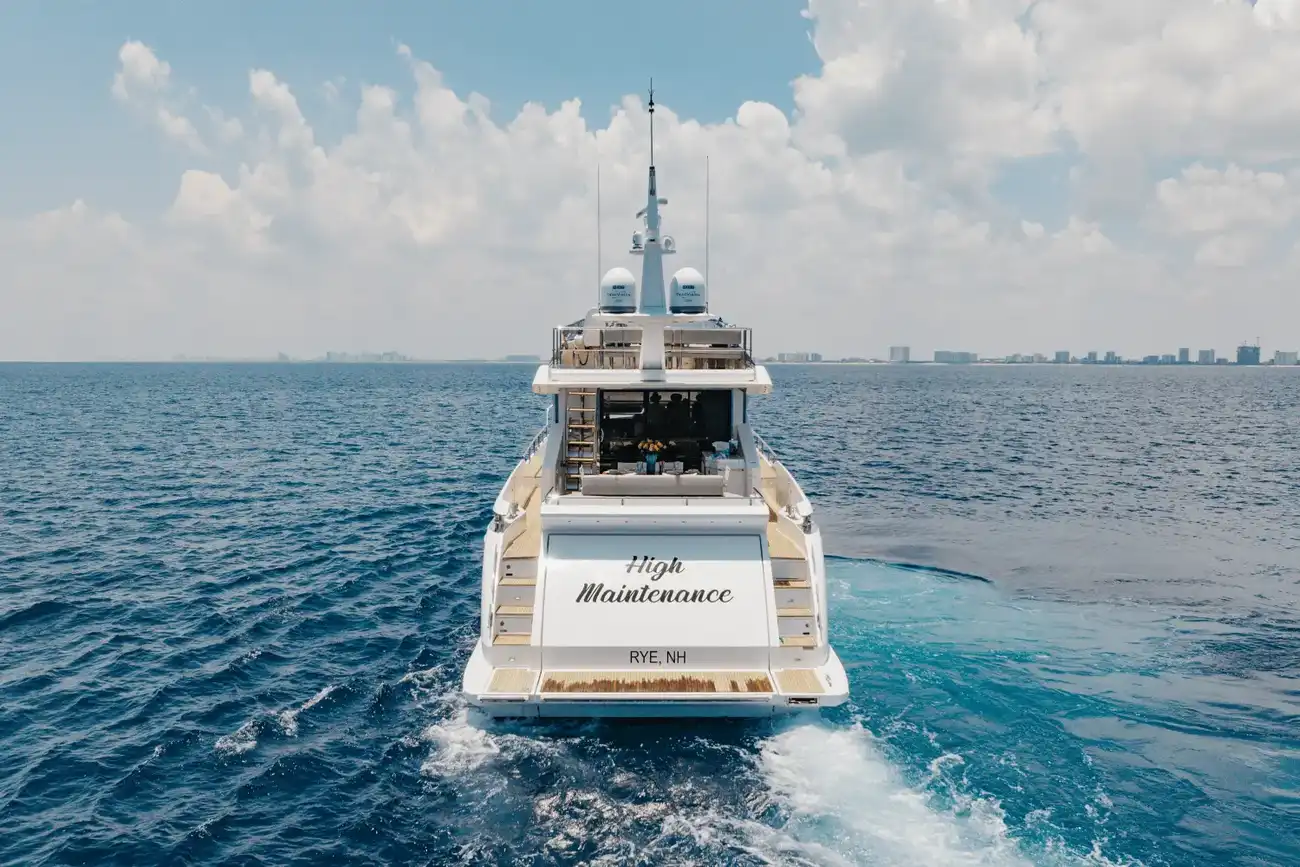 Thumbnail von Azimut 77s