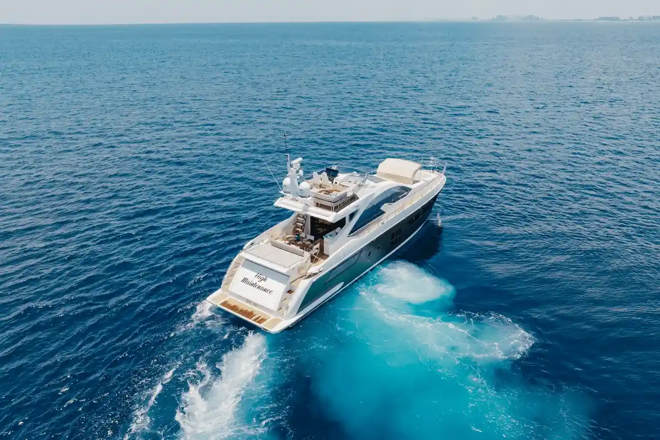 Thumbnail von Azimut 77s