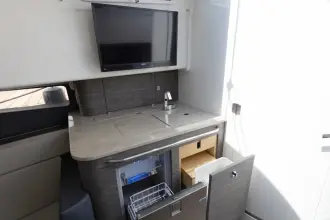 Thumbnail von Boston Whaler 420 Outrage