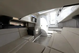 Thumbnail von Boston Whaler 420 Outrage