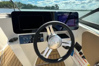 Thumbnail von Sea Ray SDX 250