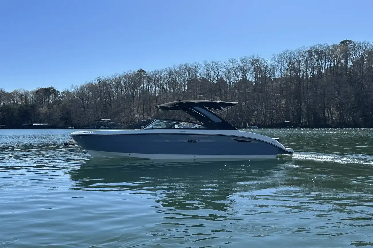 Sea Ray SDX 270