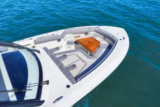Thumbnail von Boston Whaler 380 Realm