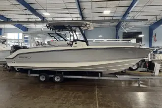 Thumbnail von Boston Whaler 230 Outrage