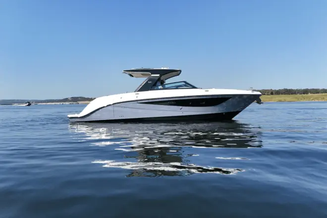 Sea Ray SLX 400