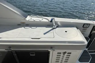 Thumbnail von Sea Ray SLX 400