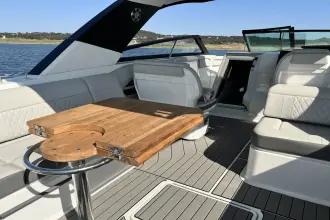 Thumbnail von Sea Ray SLX 400