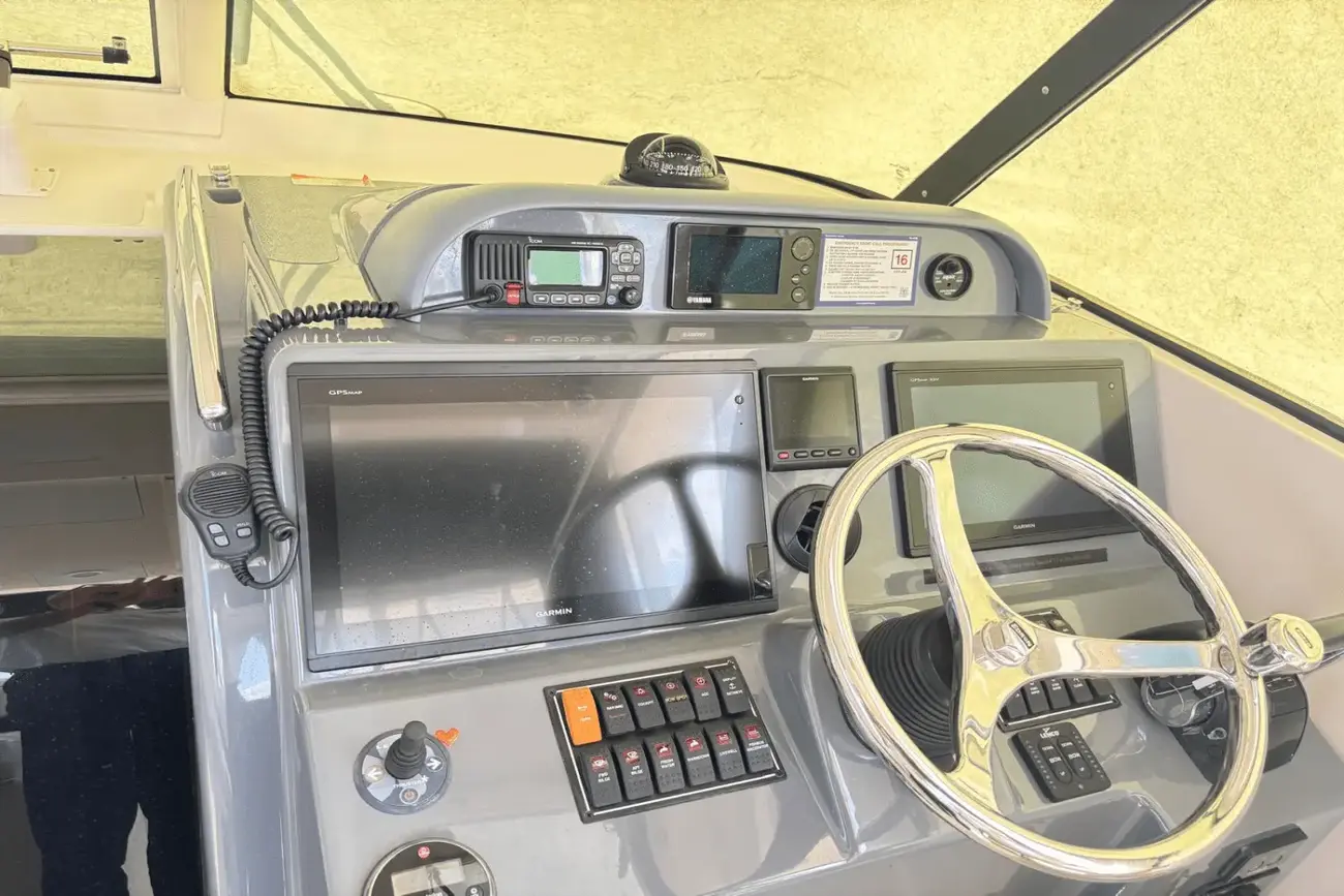 Thumbnail von Pursuit OS 345