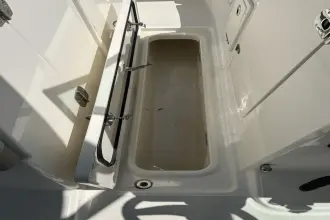 Thumbnail von Boston Whaler 240 Vantage