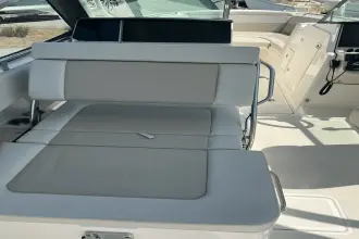 Thumbnail von Boston Whaler 240 Vantage