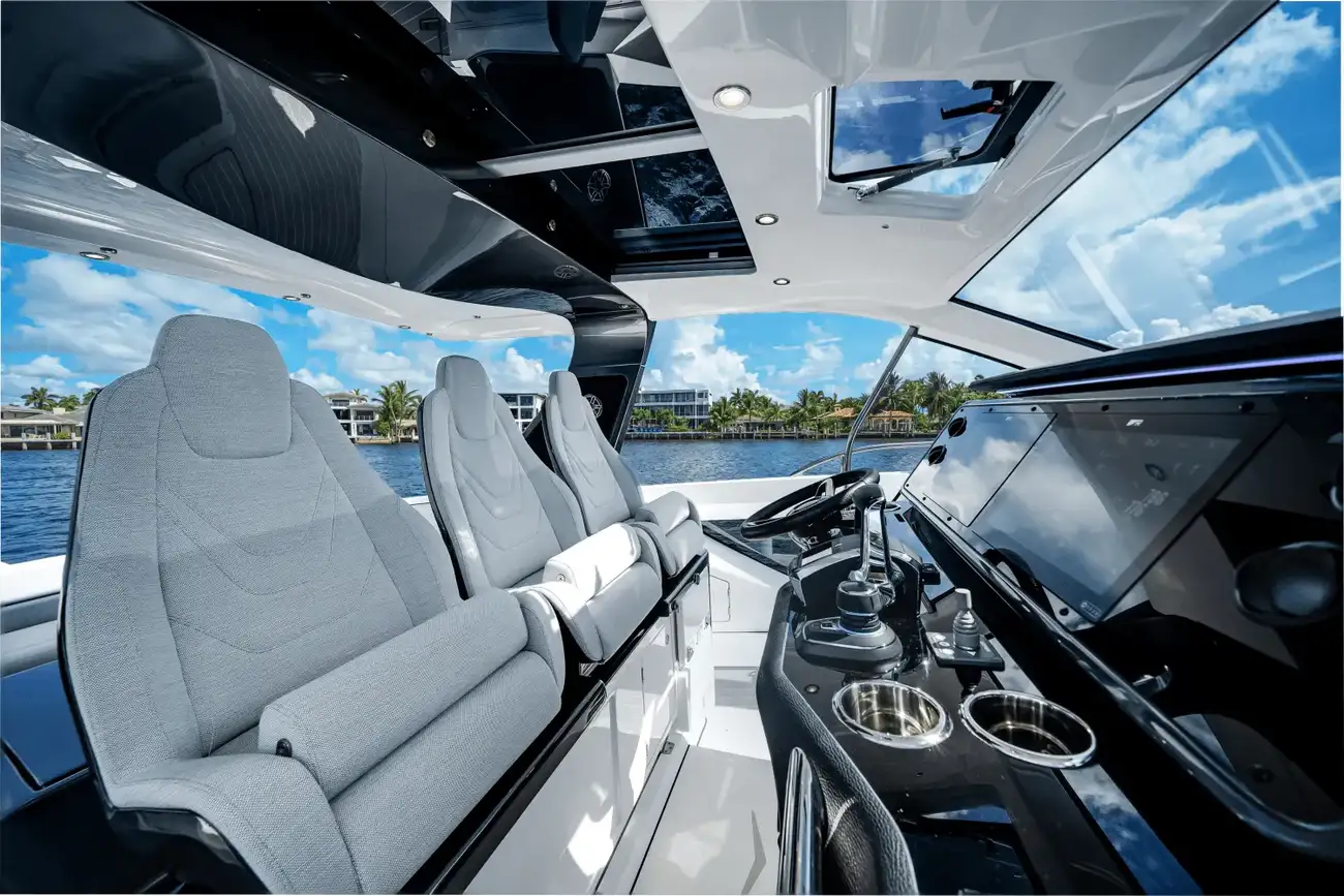 Thumbnail von Azimut 42