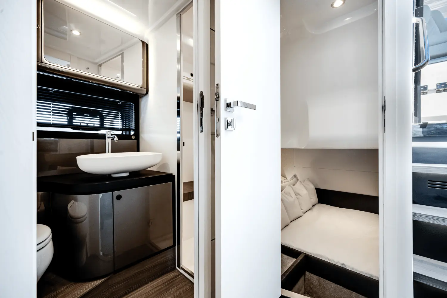 Thumbnail von Azimut 42