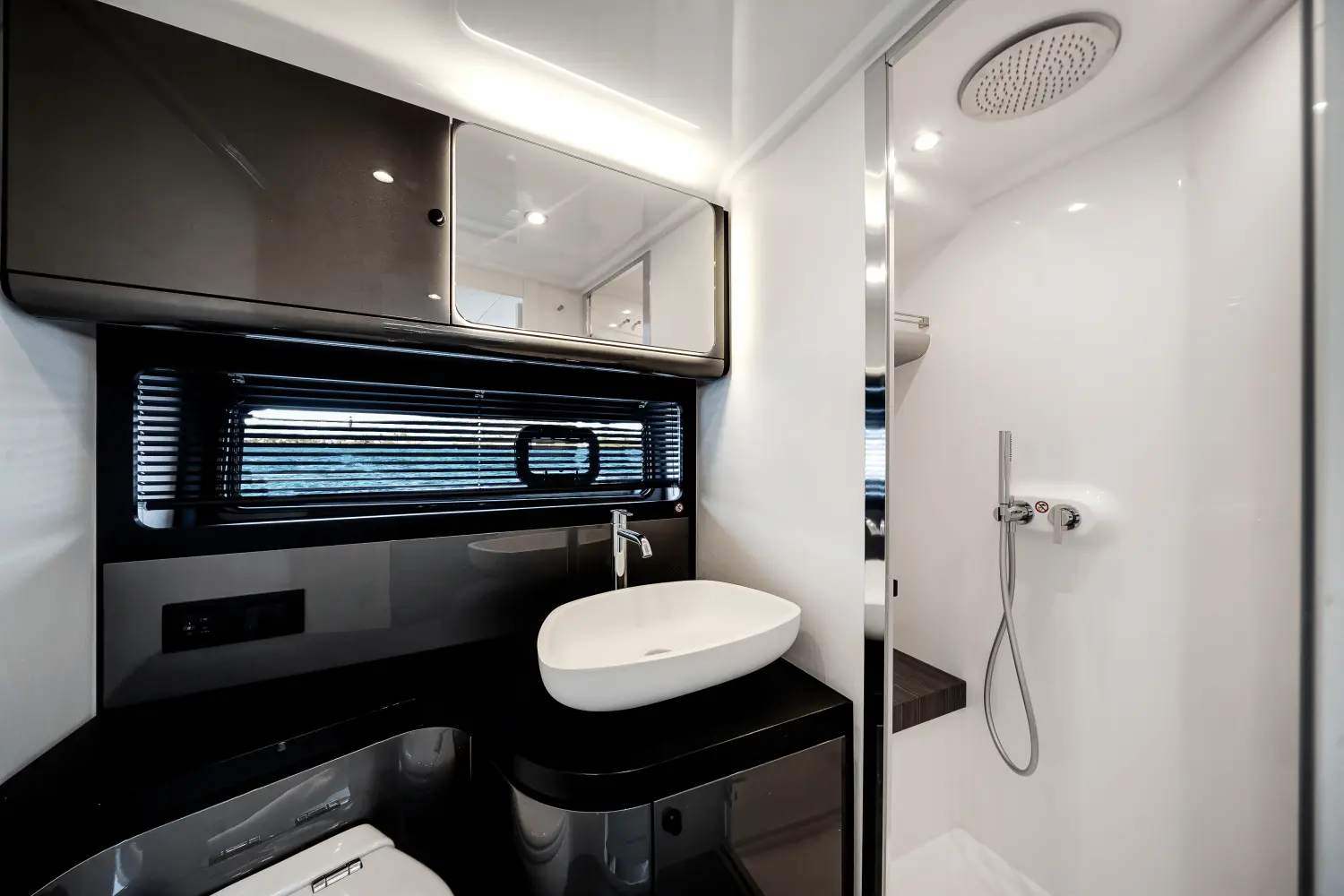 Thumbnail von Azimut 42