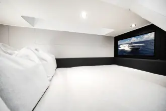 Thumbnail von Azimut 42