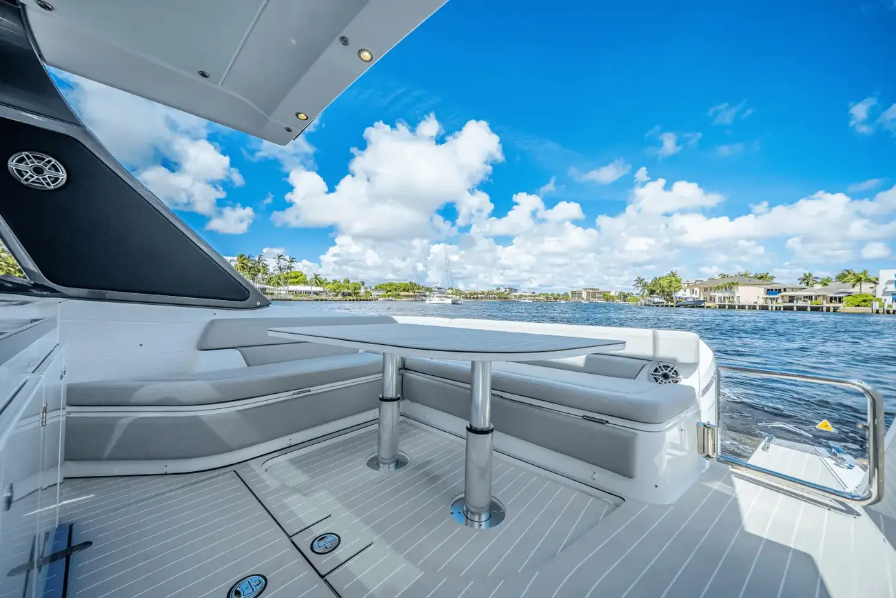 Thumbnail von Azimut 42