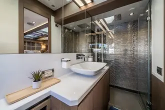 Thumbnail von Galeon 640 FLY