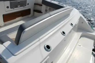 Thumbnail von Boston Whaler 380 Realm