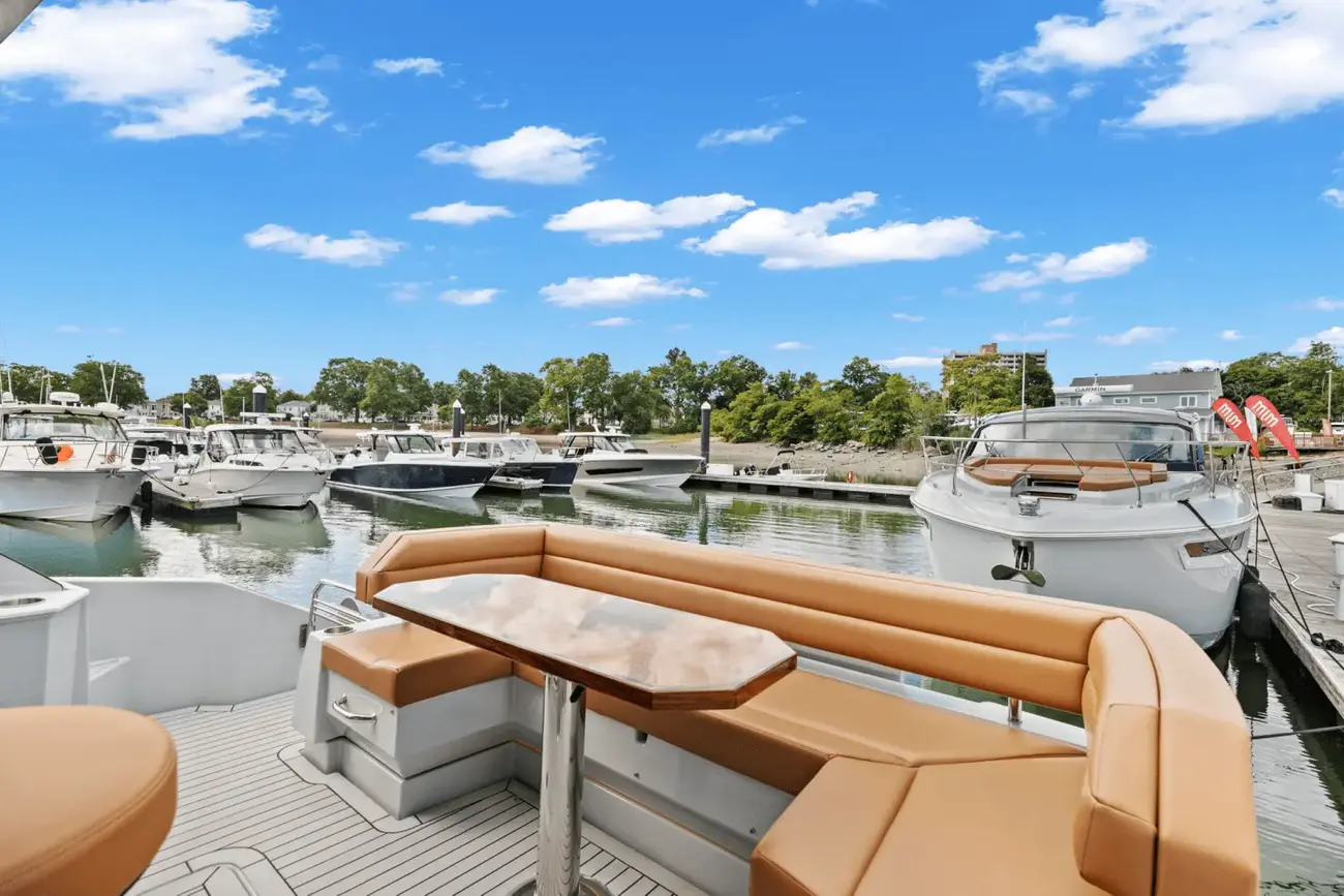 Thumbnail von Cruisers Yachts 50 Cantius