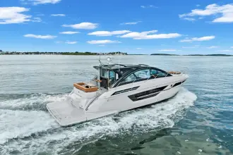 Thumbnail von Cruisers Yachts 50 Cantius